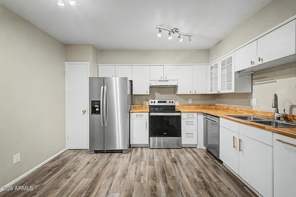 830 S Dobson Road - Photo 7