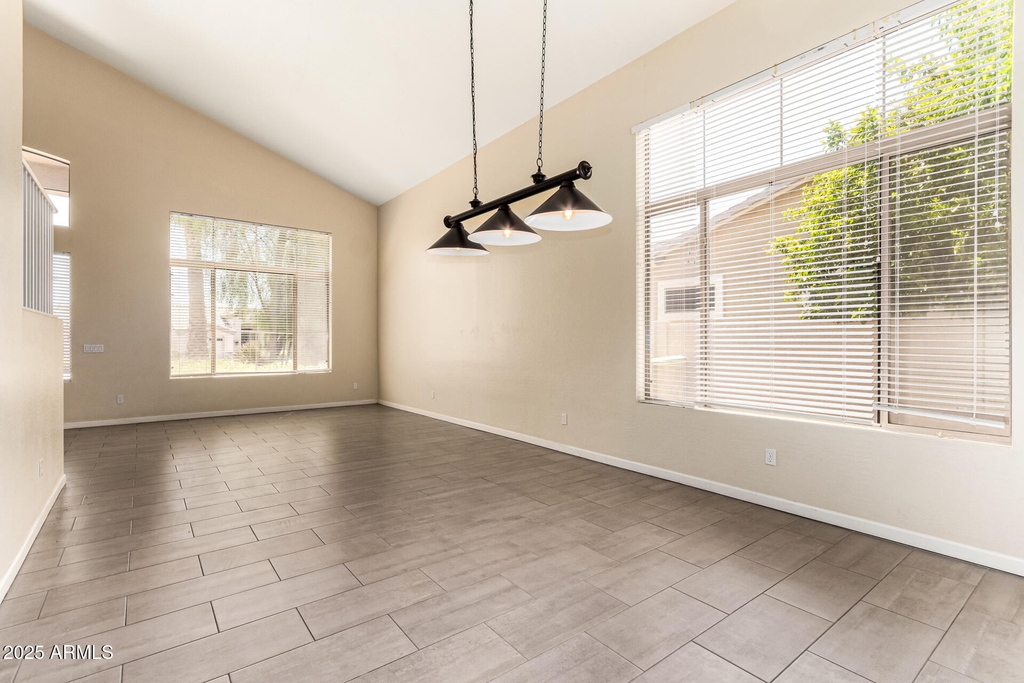 6804 W Lone Cactus Drive - Photo 13