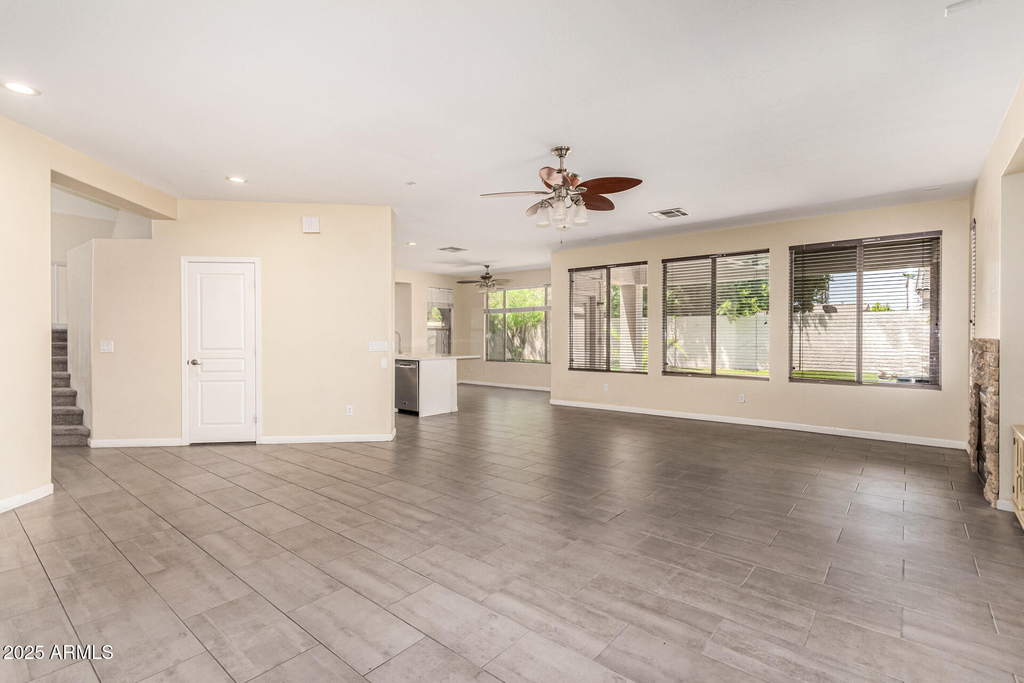 6804 W Lone Cactus Drive - Photo 15