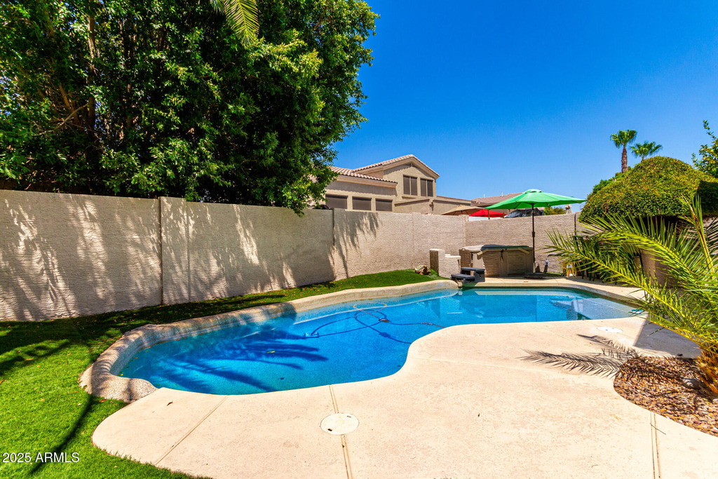 6804 W Lone Cactus Drive - Photo 40
