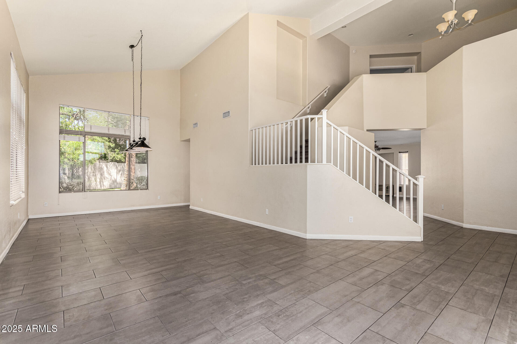 6804 W Lone Cactus Drive - Photo 9