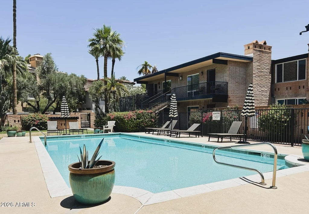 7401 E Northland Drive - Photo 2