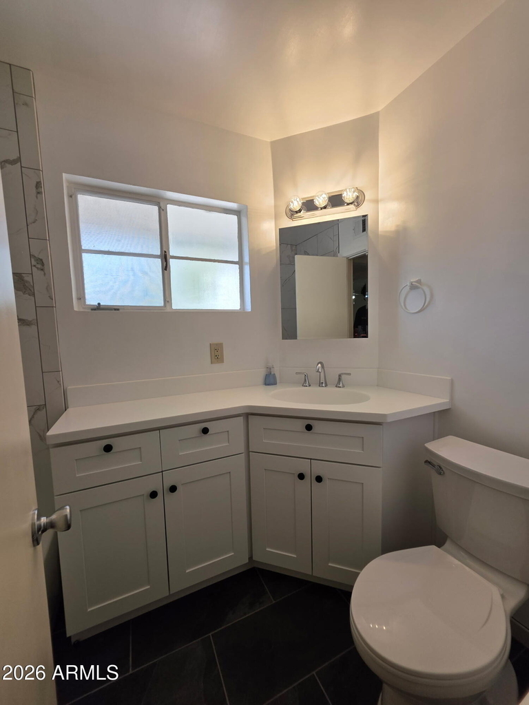 3207 E Medlock Drive - Photo 3