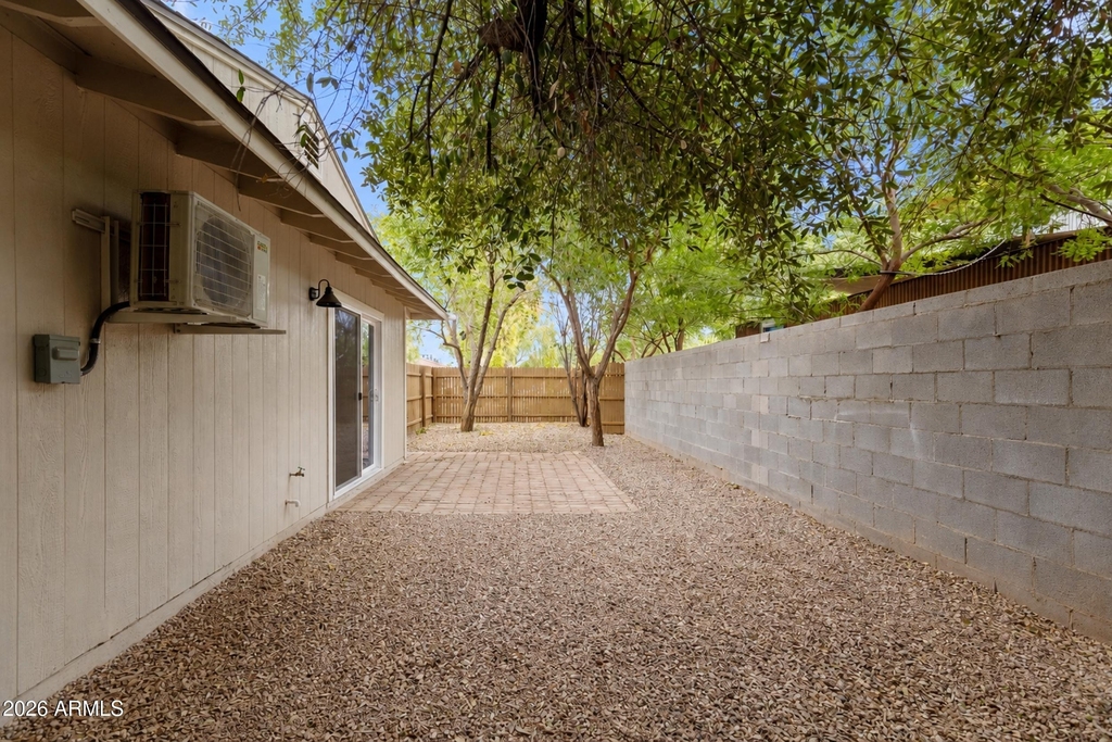 2045 S Hammond Drive - Photo 17