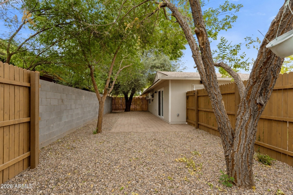 2045 S Hammond Drive - Photo 16