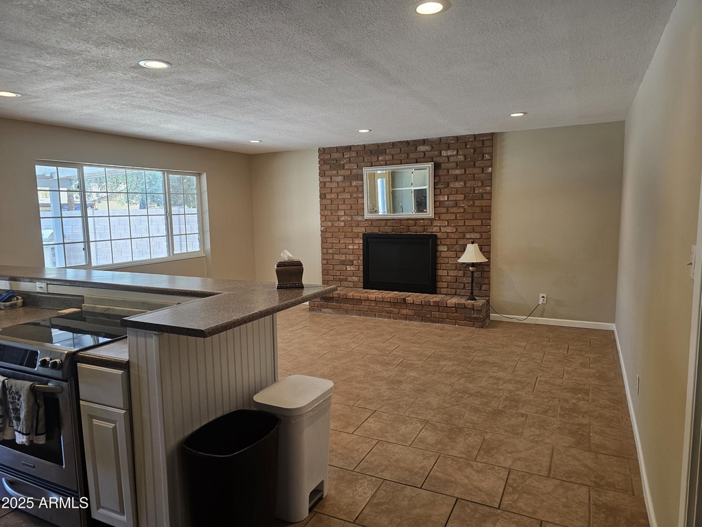 1409 E Alameda Drive - Photo 13