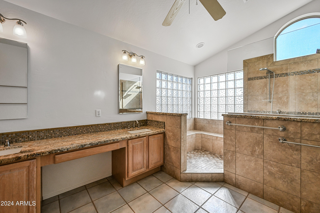 4633 E Robin Lane - Photo 21