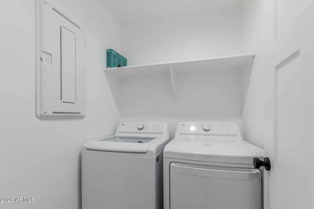 3426 E University Drive - Photo 19
