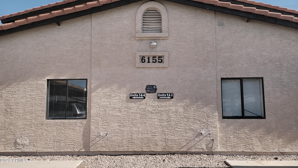 6155 E Greenway Street - Photo 2