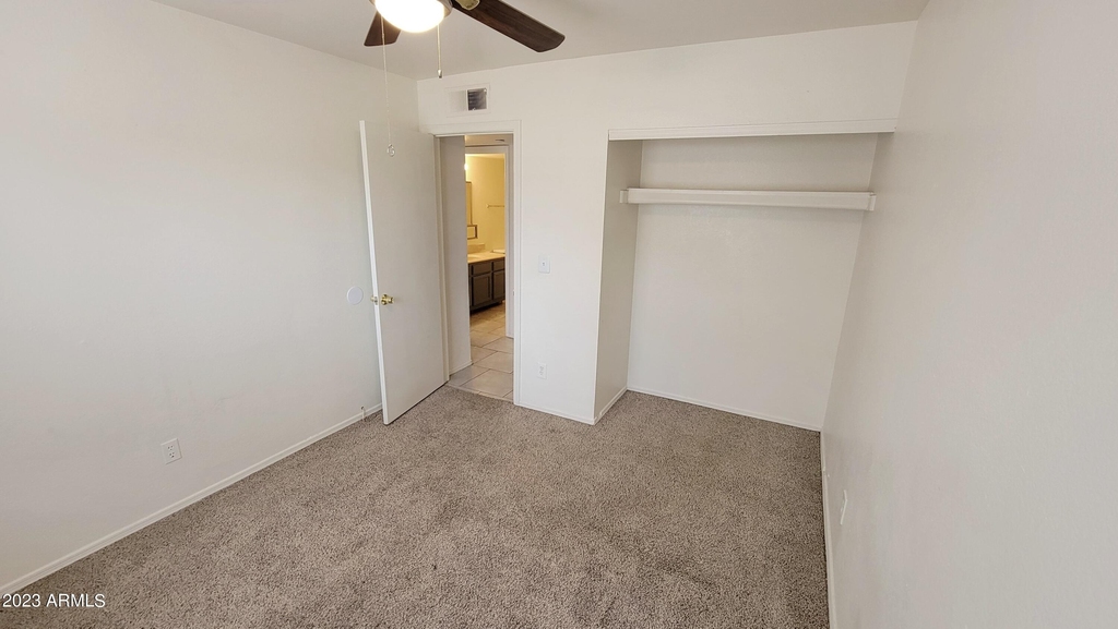 6155 E Greenway Street - Photo 14