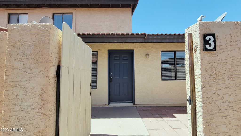 6155 E Greenway Street - Photo 3