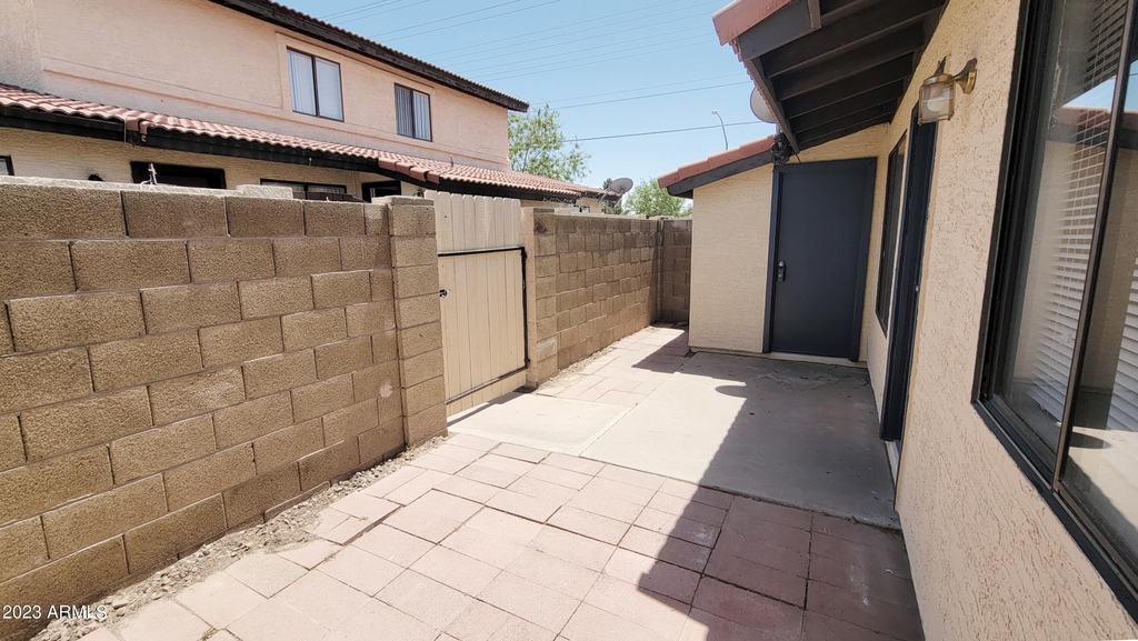 6155 E Greenway Street - Photo 5