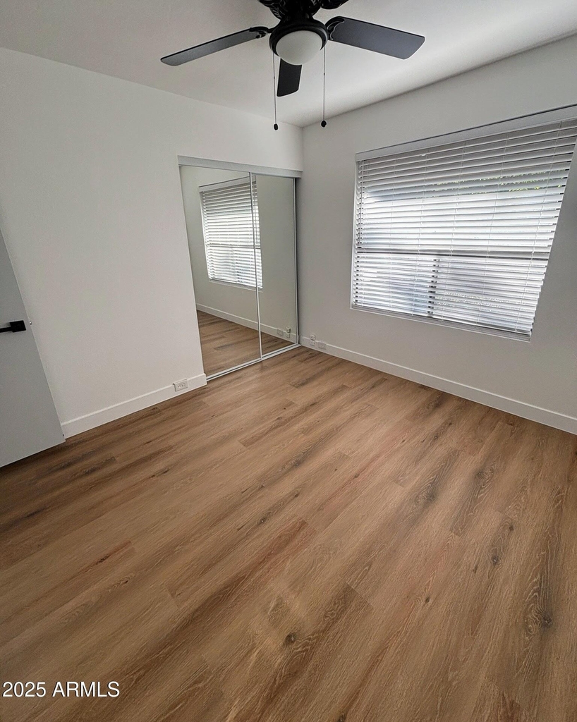 730 E North Lane - Photo 13