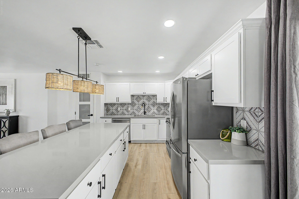 1010 W 13th Street - Photo 10