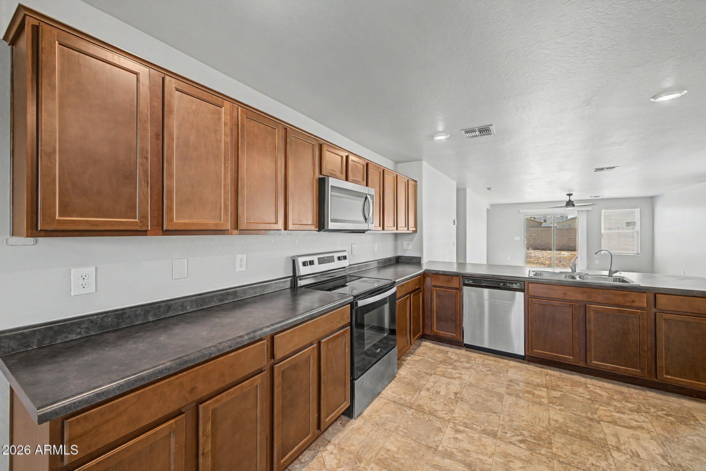 1353 W Pima Avenue - Photo 16