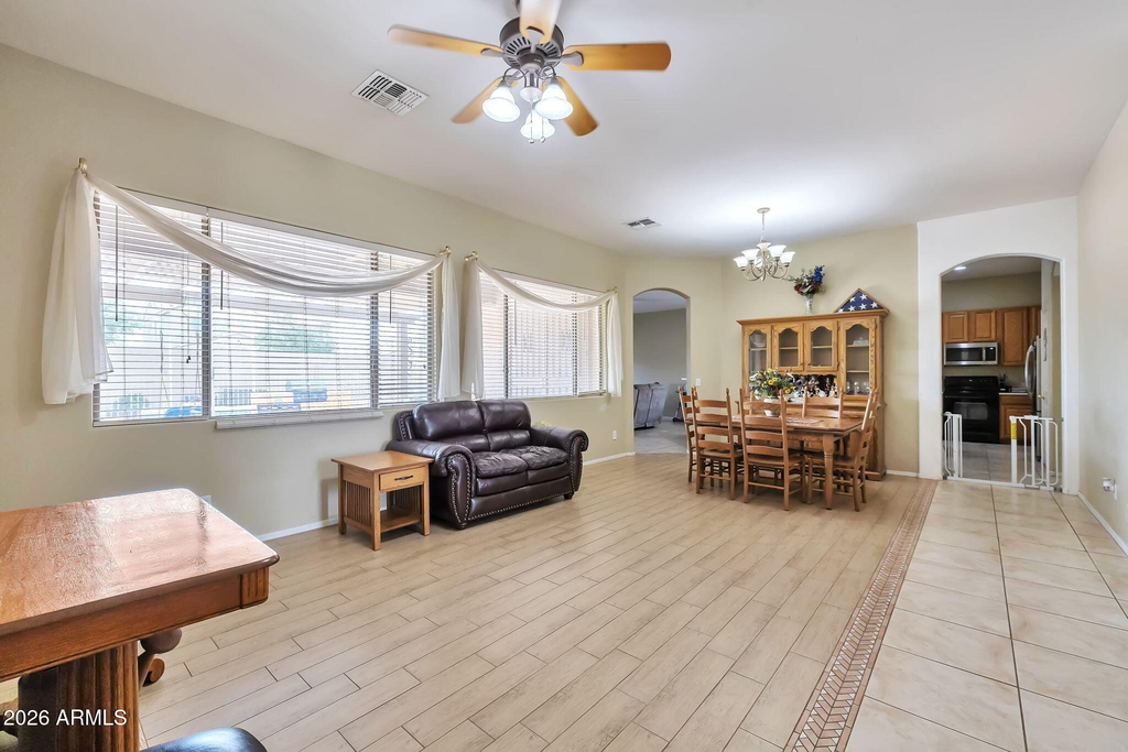 8807 W Carole Lane - Photo 4