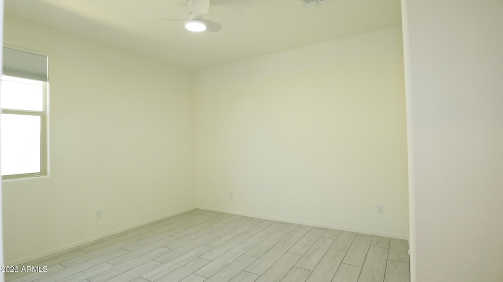 2413 W Sunland Avenue - Photo 5