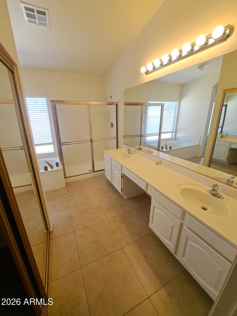 98 E Evelyn Lane - Photo 32