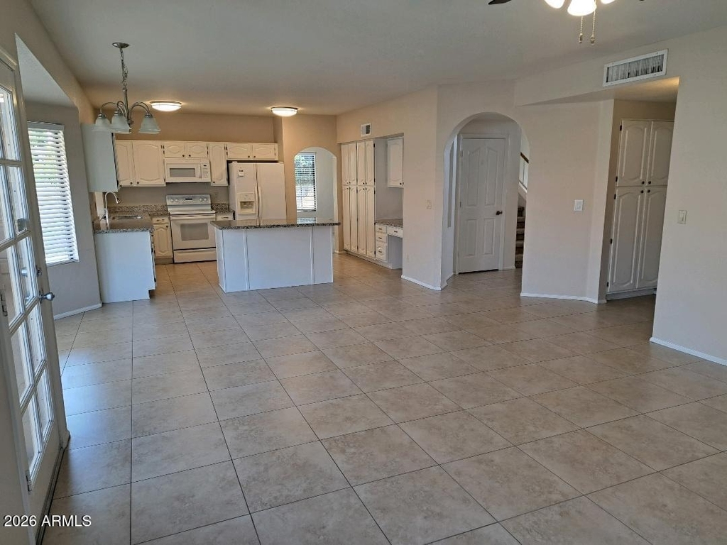 98 E Evelyn Lane - Photo 15