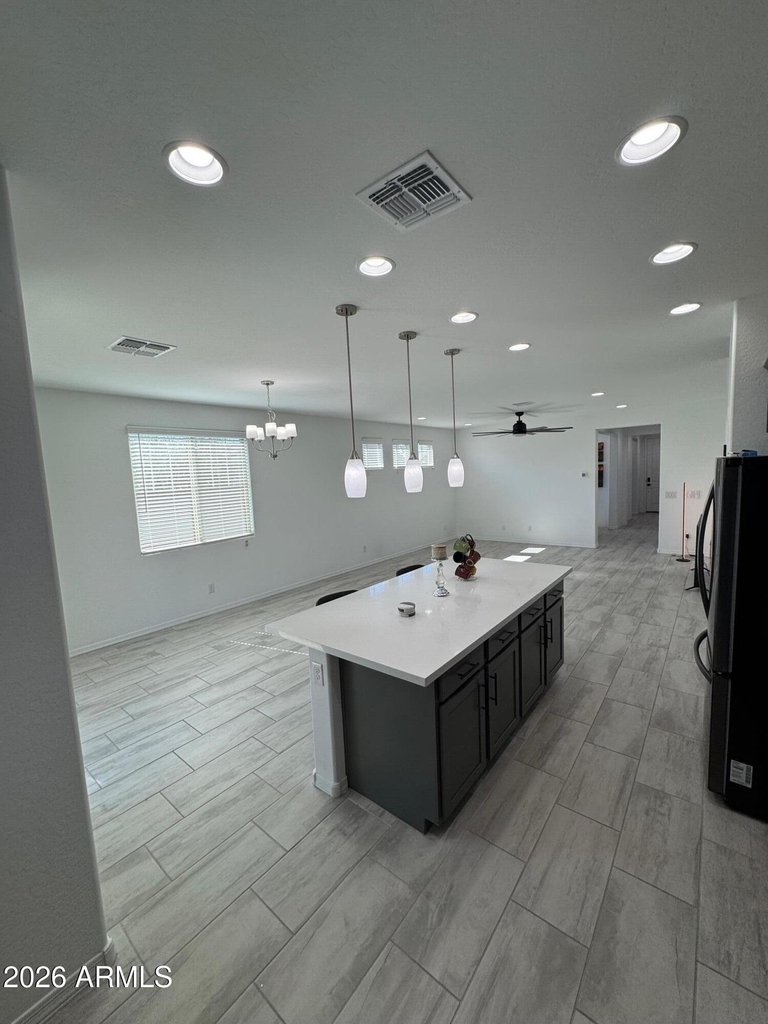 10275 W Amelia Avenue - Photo 10
