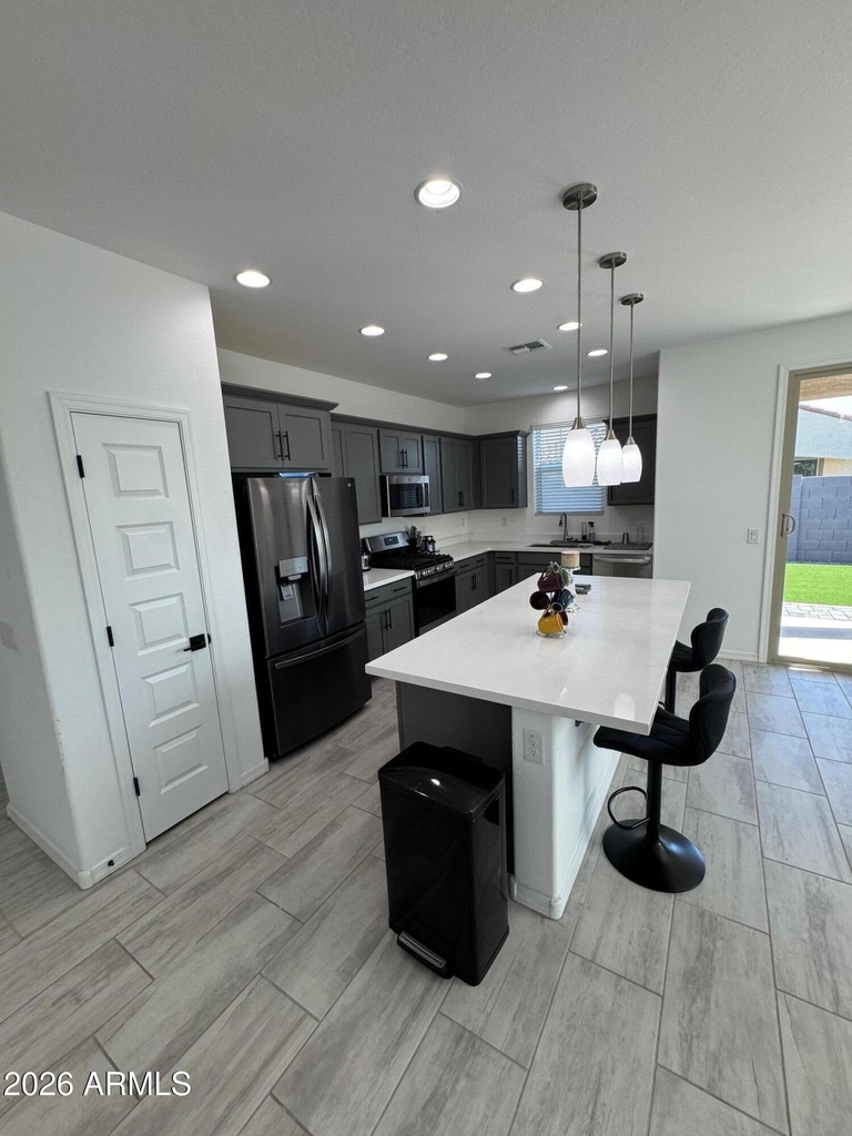 10275 W Amelia Avenue - Photo 9