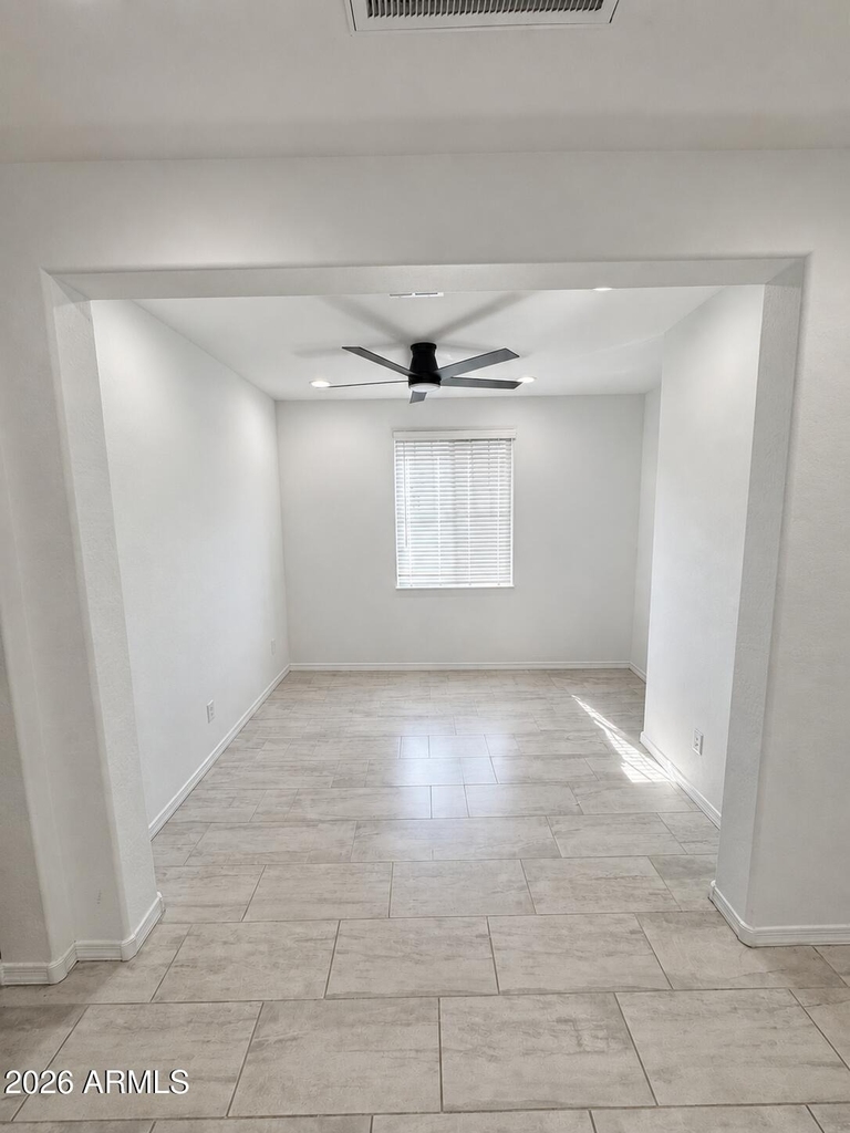 10275 W Amelia Avenue - Photo 7