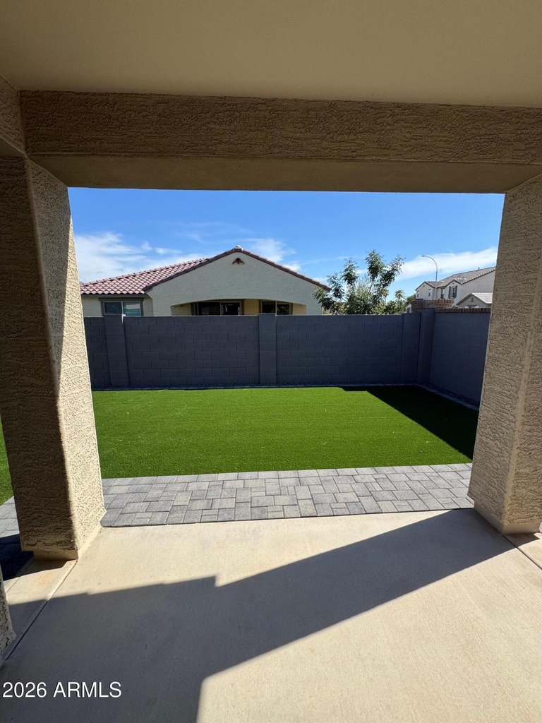 10275 W Amelia Avenue - Photo 19