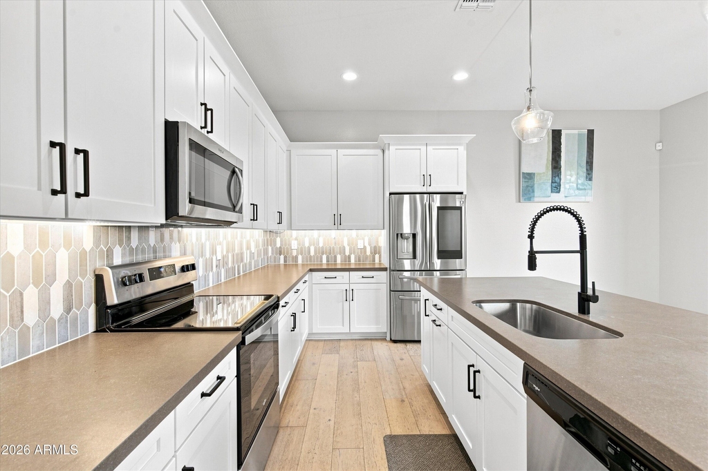 901 S Smith Road - Photo 6