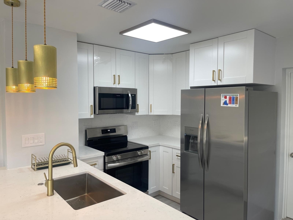 431 Nw 33rd Terrace - Photo 8