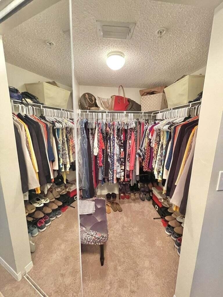 300 Crestwood Court N - Photo 8