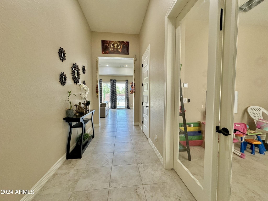 3453 E Aloe Drive - Photo 4