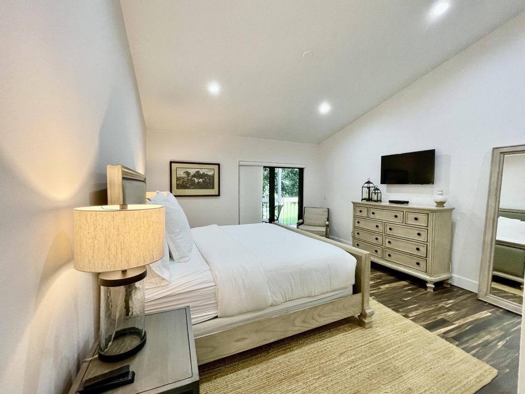 11863 Wimbledon Circle - Photo 7
