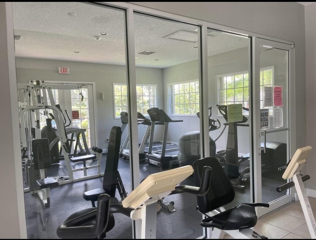 284 Village Boulevard - Photo 5