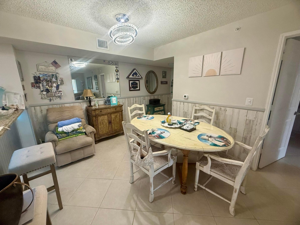 284 Village Boulevard - Photo 16
