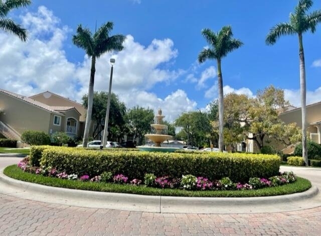 284 Village Boulevard - Photo 1