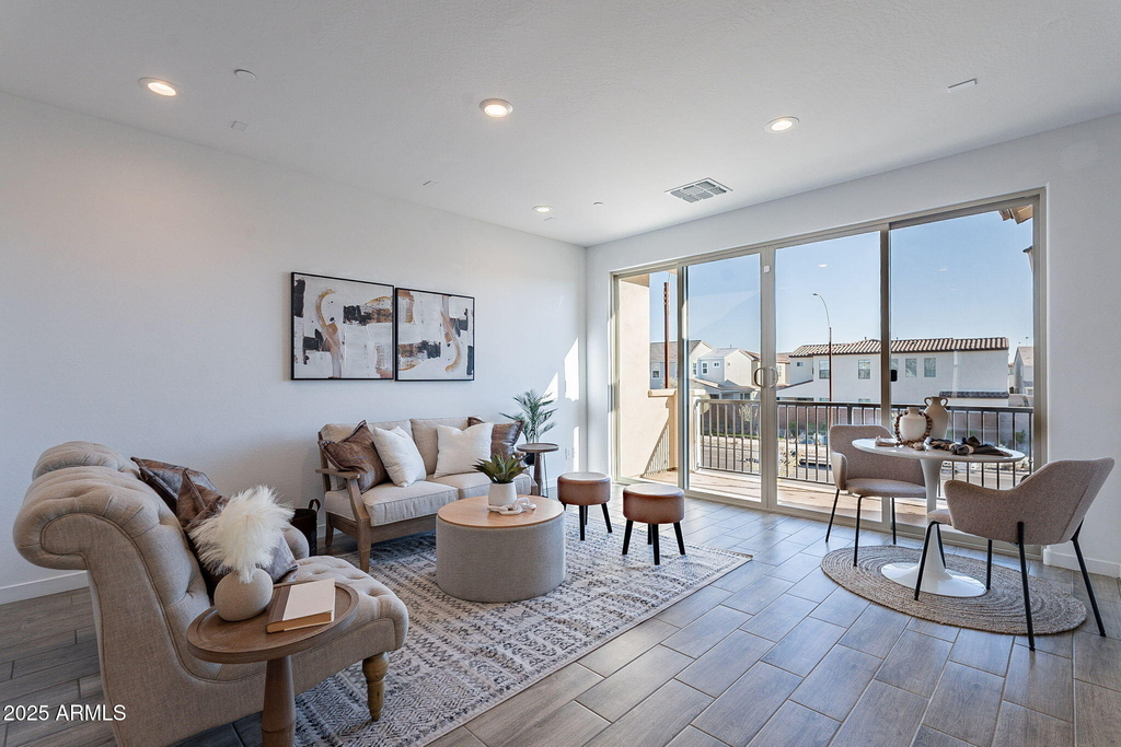 9835 E Wavelength Avenue - Photo 4