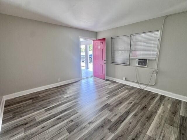 1025 13th Street - Photo 2