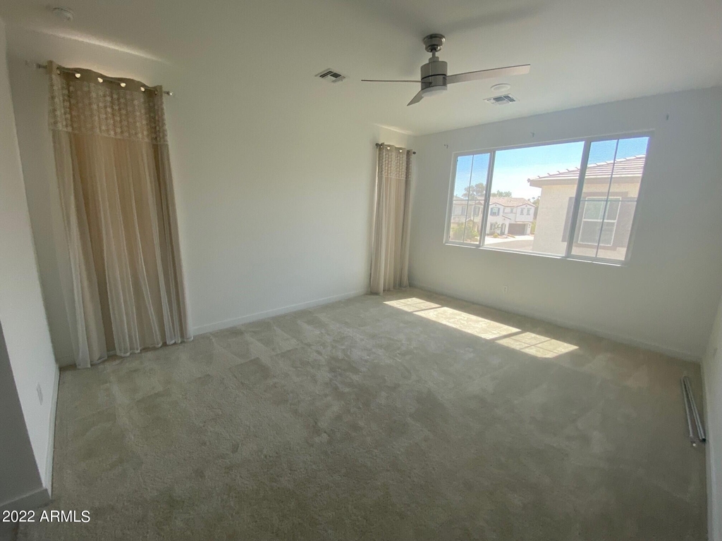 823 W Gail Drive - Photo 27