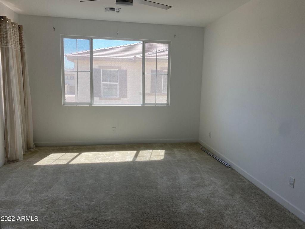 823 W Gail Drive - Photo 25