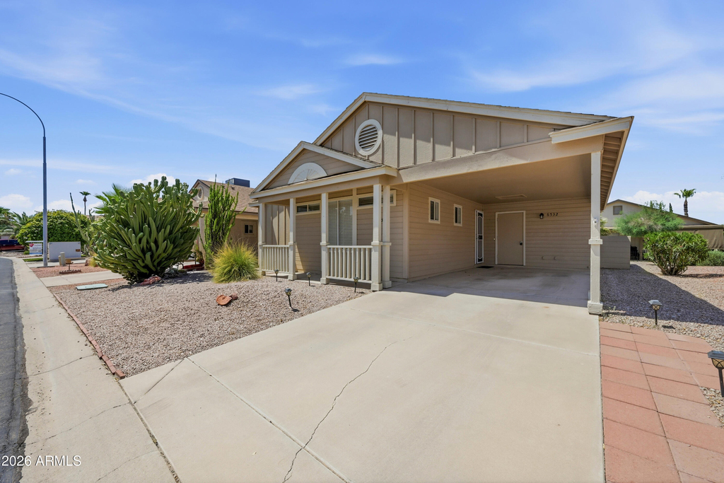 6532 S Sawgrass Drive - Photo 1