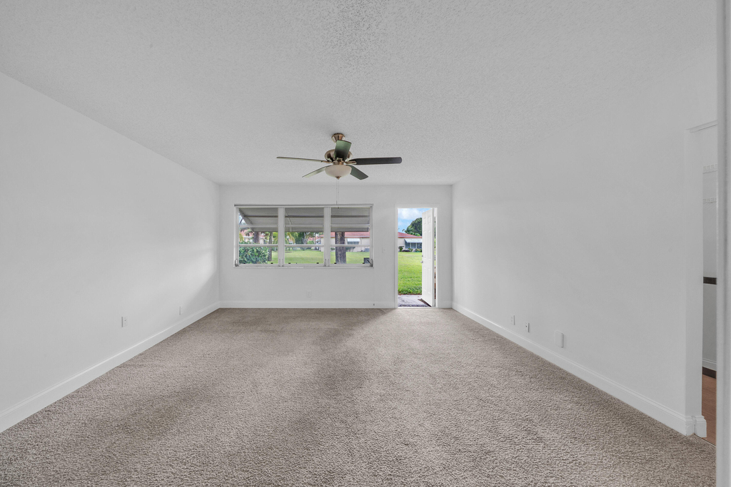 4550 Nw 4th Street - Photo 12