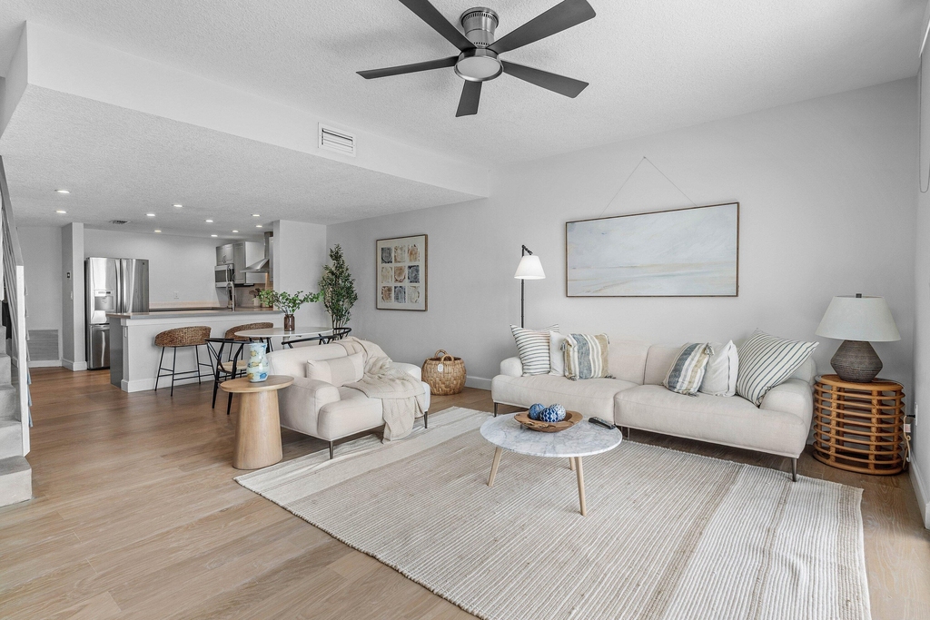 900 Jeffery Street - Photo 8