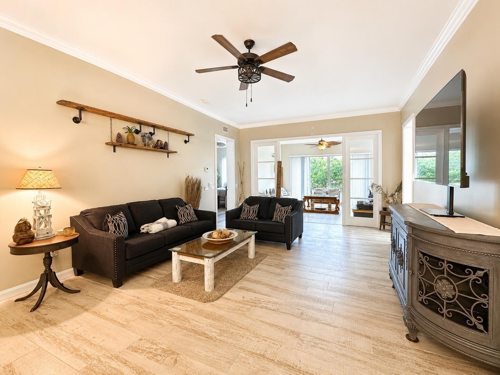 37 Harbour Isle Drive E - Photo 2