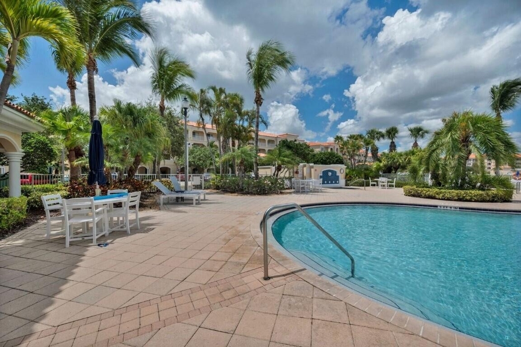 37 Harbour Isle Drive E - Photo 14