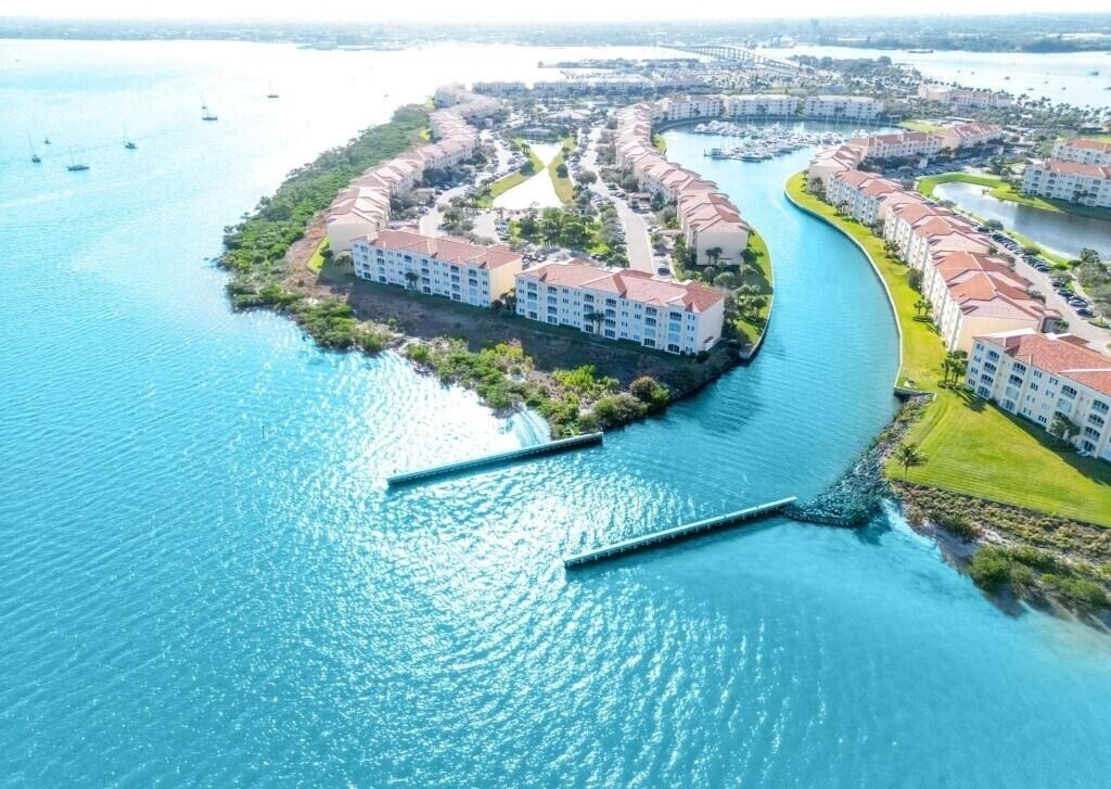 37 Harbour Isle Drive E - Photo 11