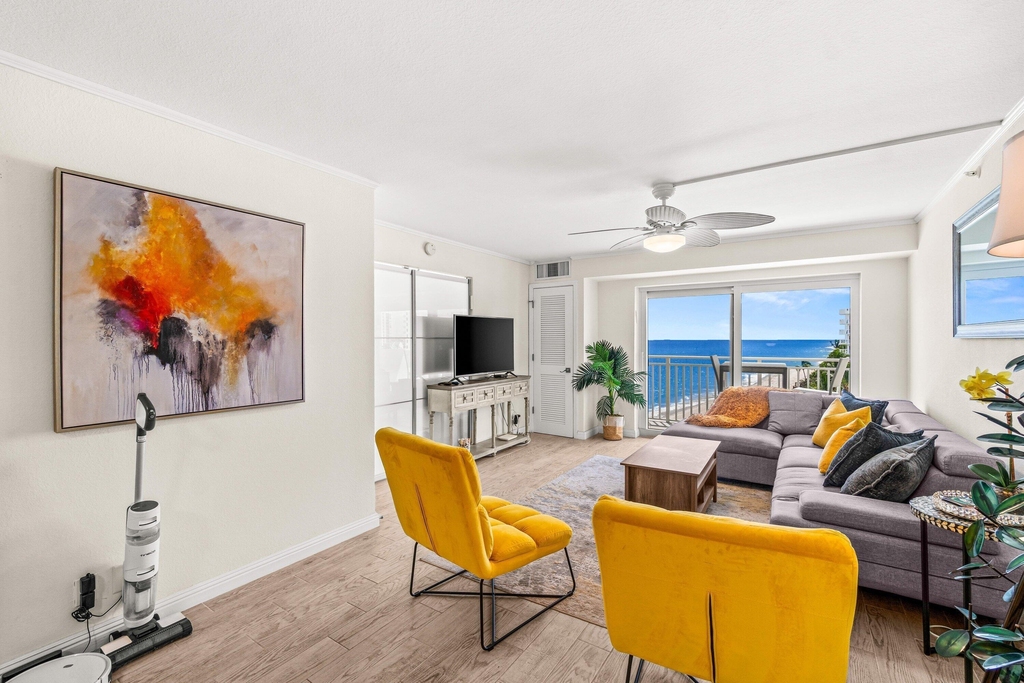 4511 S Ocean Boulevard - Photo 0