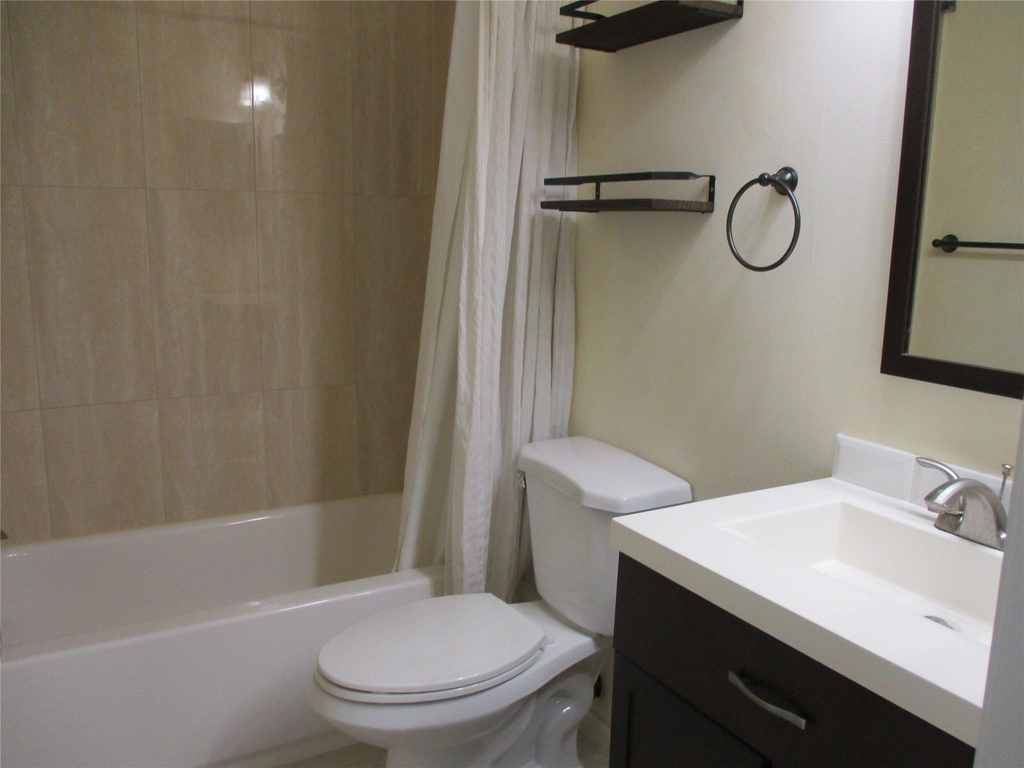 22053 Palms Way - Photo 7