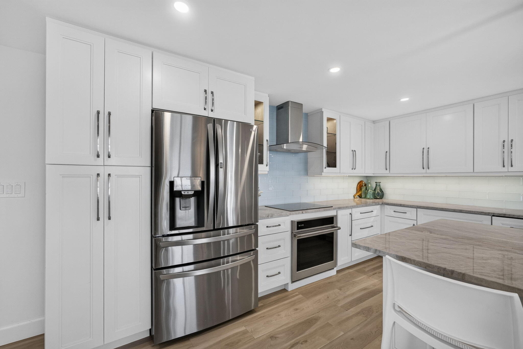 840 Ocean Drive - Photo 6