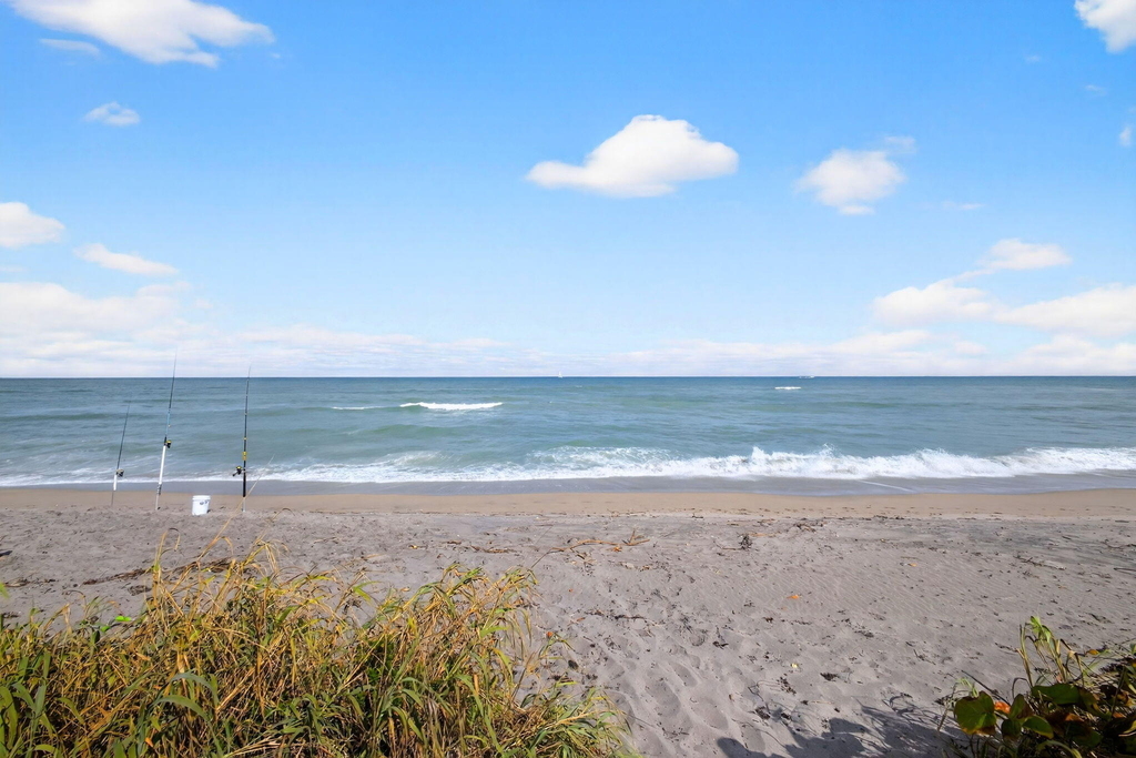 840 Ocean Drive - Photo 48