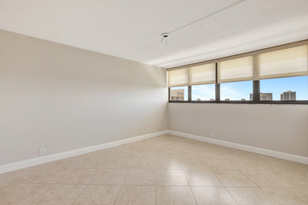 336 Golfview Road - Photo 11